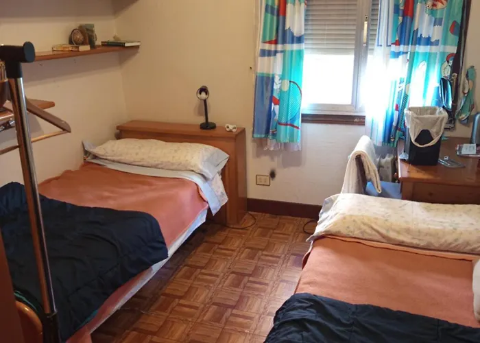 Quarto em Acomodações Particulares Habitación Céntrica Económica *